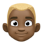 Emoji de hombre: cabello rubio en Facebook